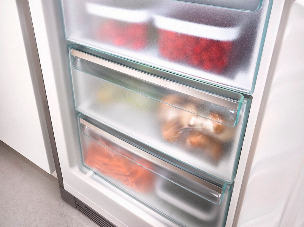 Что делать, если в холодильнике Miele мигает лампочка морозилки