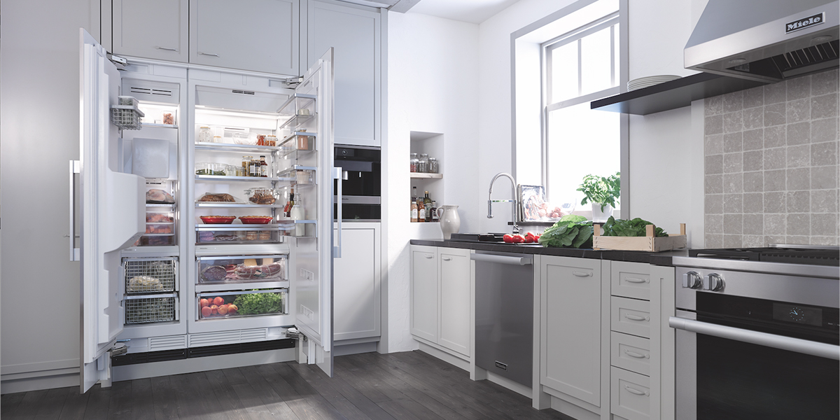 Холодильники серии MasterCool - инновационная линейка приборов, которая обеспечивает профессиональные условия хранения и заморозки продуктов.